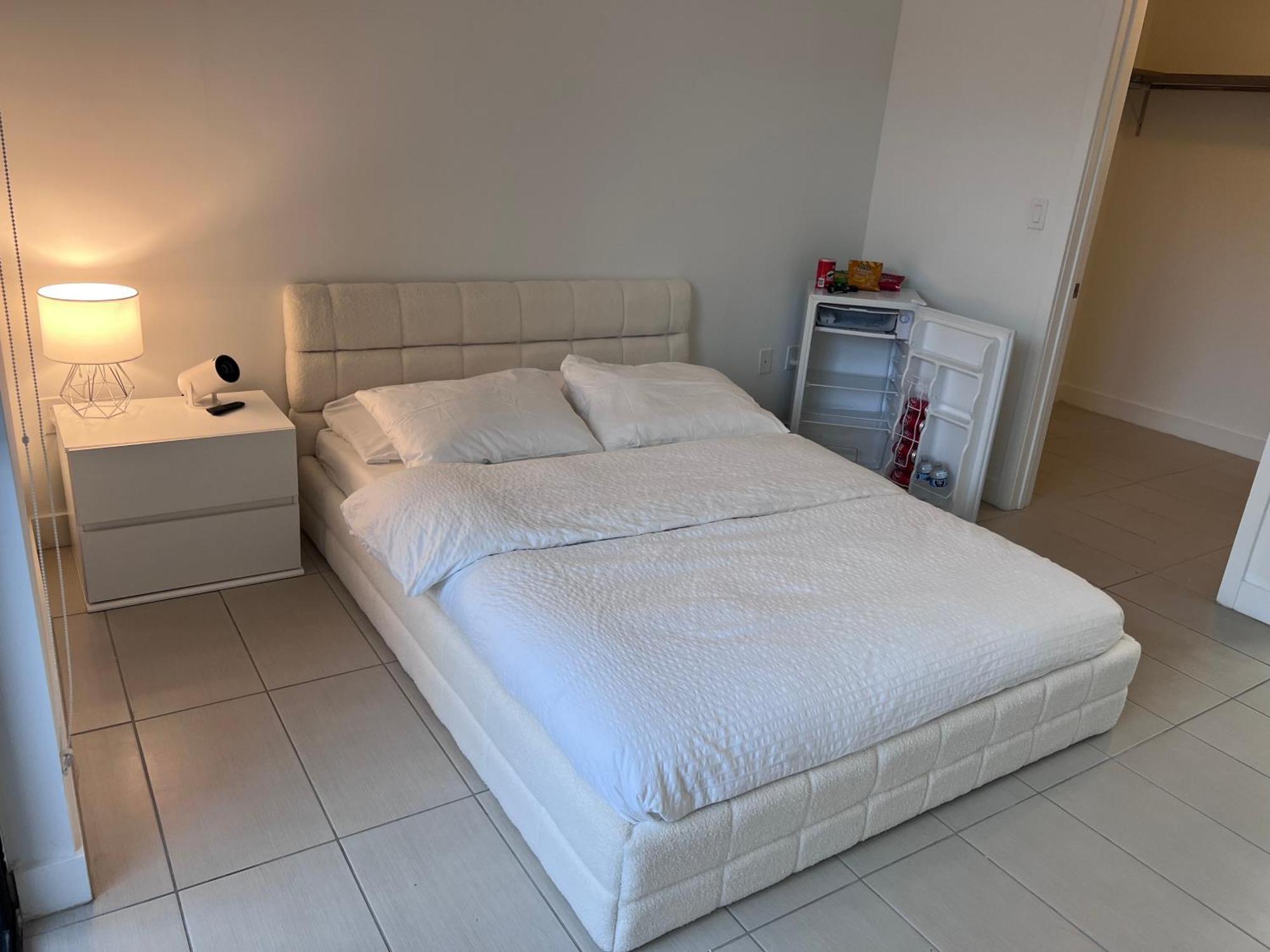 Master Bed Room In Calle Ocho Miami Exterior foto